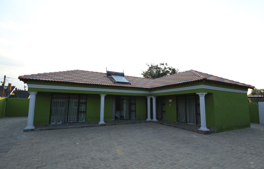 How to Book a Hotel in Germiston Late at Night Without Stress or Confusion at 166 Klipspringer Guest House